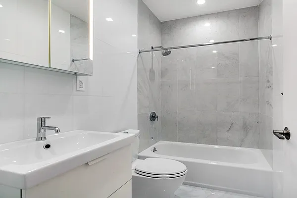 Rented by Signature Properties of Dover LLC | media 8