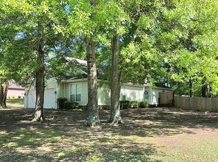 20 Forrest Hill Cir, Pontotoc, MS 38863