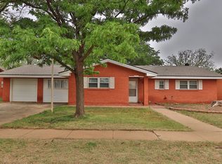 705 Skyline Dr, Lamesa, TX 79331