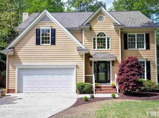 104 Waterfall Ct, Cary, NC 27513