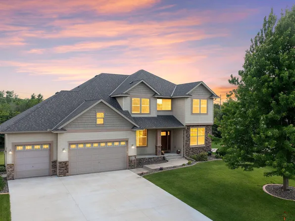 4921 103rd Ave N, Brooklyn Park, MN 55443