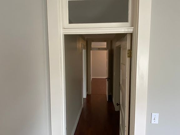 4th image of 1506 N Washington St