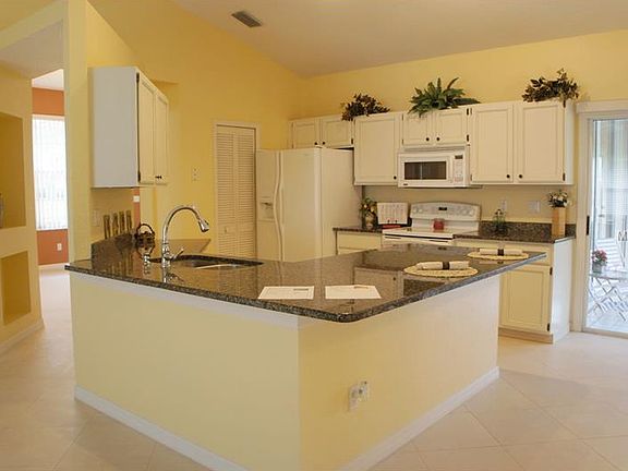 2nd image of 2449 Southern Hills Ct