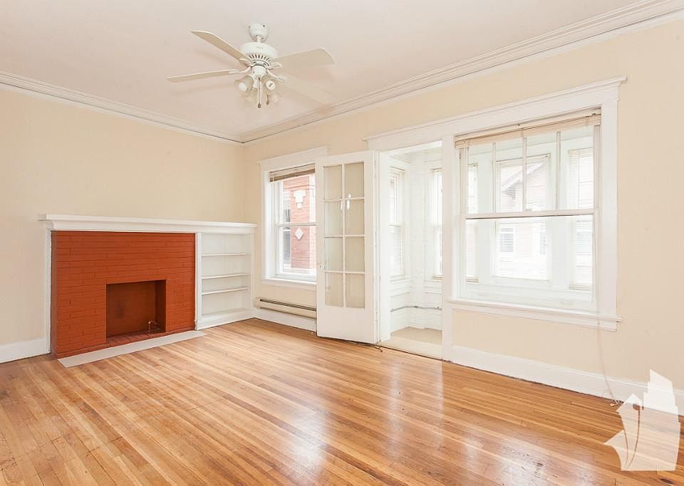 1st image of 4427 N Wolcott Ave APT 3B