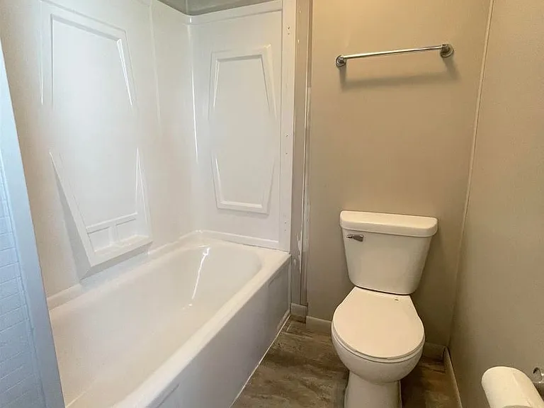 1605 S Union St — Photo 5