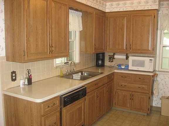 5th image of 5992 Chestnut Hills Dr