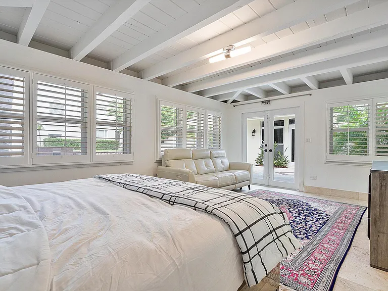 411 Poinciana Dr — Photo 26