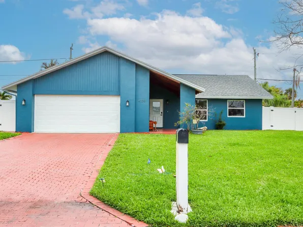4139 Wingo St, Jupiter, FL 33469