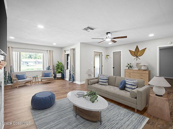 4th image of 157 River Park Blvd