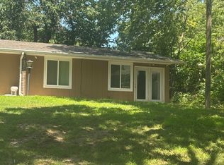 611 Birch St #D, Wakefield, KS 67487