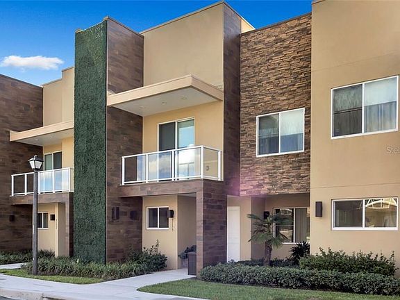2nd image of 3155 Pantanal Ln