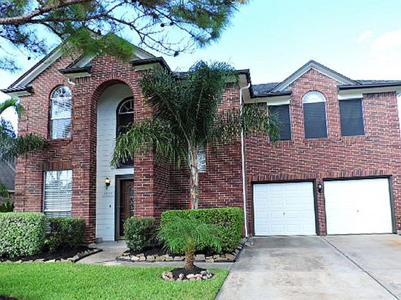 3rd image of 1825 Branch Hill Dr