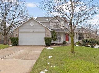2785 Bryanwood Dr NW, Grand Rapids, MI 49544