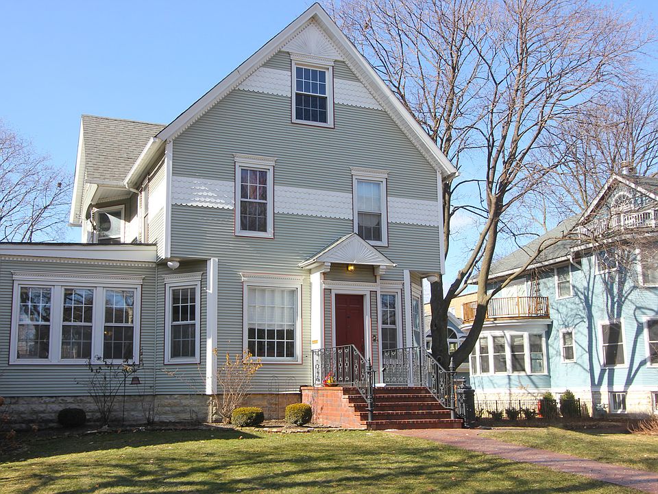 1st image of 221 S Euclid Ave