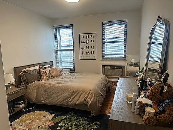 5th image of 227 E 69th St APT 5a