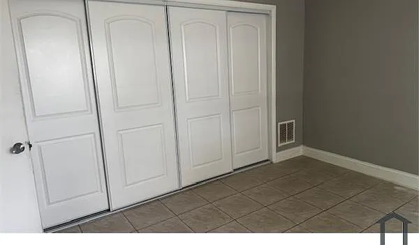1040 NE 7th Ave #25 — Photo 7