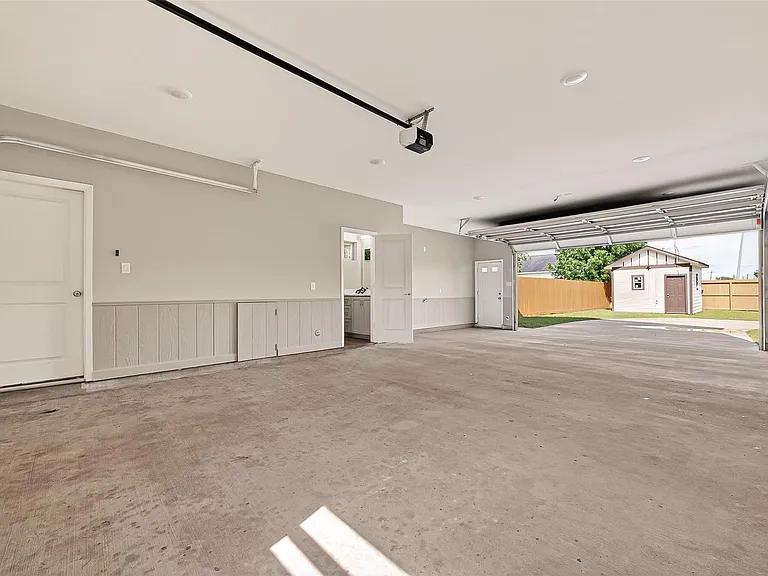 8321 Coma St — Photo 20