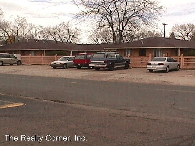 2nd image of 2915 Wood Ave APT 08