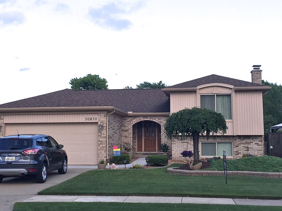 1st image of 30832 Moroso Dr
