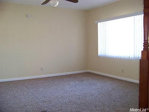 3rd image of 4400 10th Ave