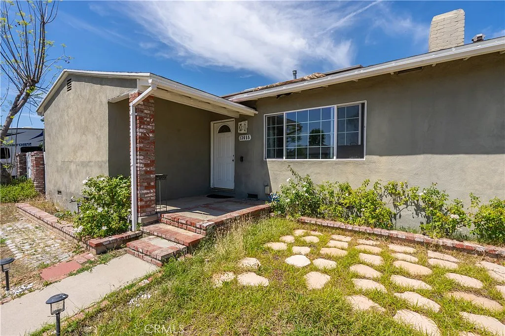 4 bed, 1458 sqft, $3,500 — Photo 3