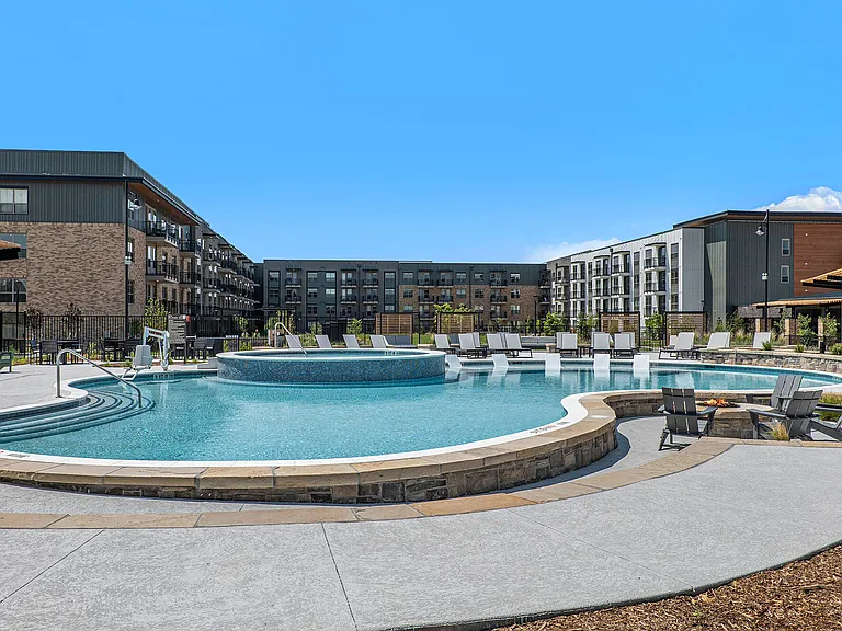 The Taylor at Greenway — Photo 5