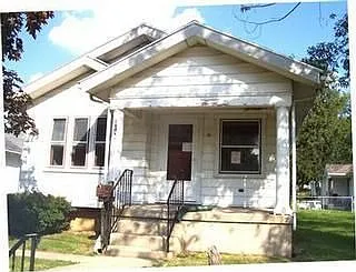 2608 Lynhurst Ave photo 1