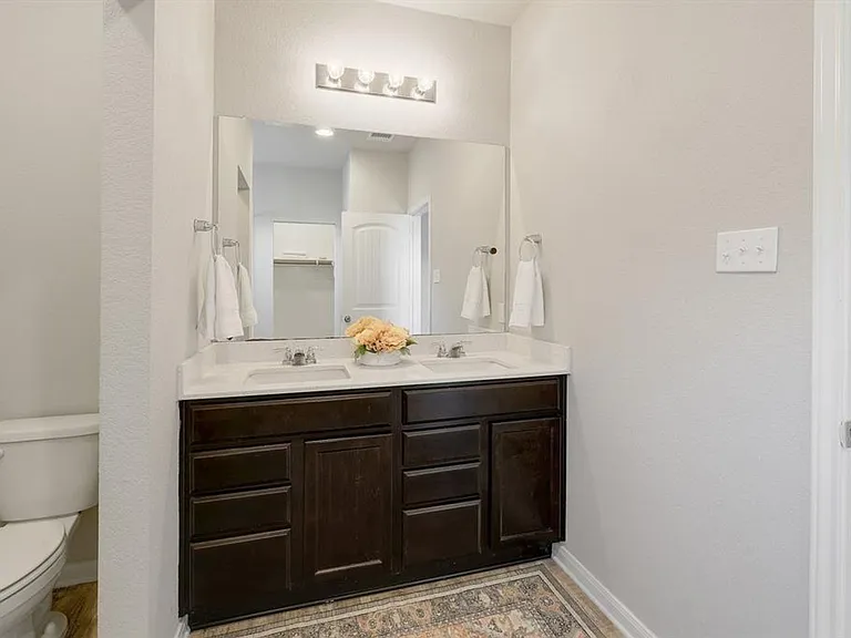 460 Galway Bay Ln — Photo 13