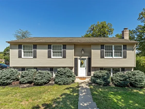 1 Quail Ct, Export, PA 15632