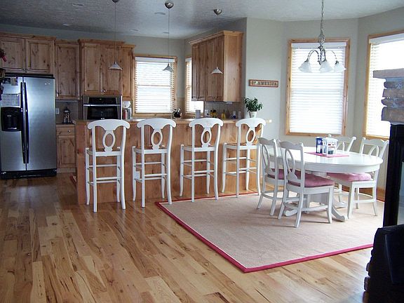 3rd image of 3221 67th Avenue Pl