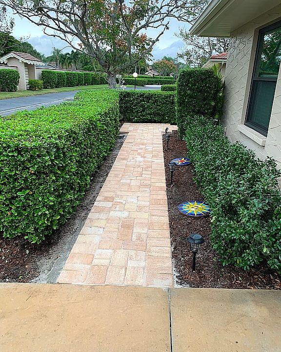 Paver front sidewalk