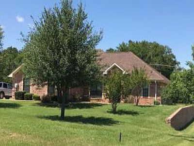1st image of 10916 Meadow Creek Dr