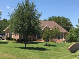 10916 Meadow Creek Dr, Brownsboro, TX 75756