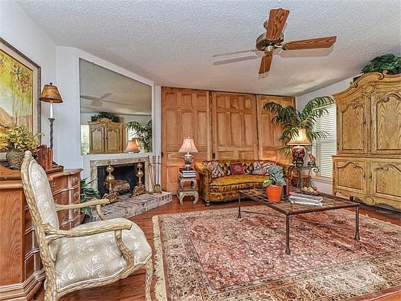 2nd image of 6614 E Hill Dr