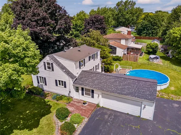 736 Paul Rd, Rochester, NY 14624