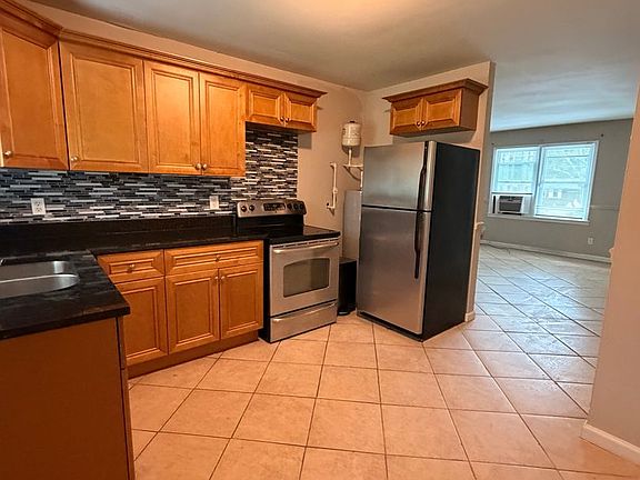 3rd image of 612-614 N College Dr #7