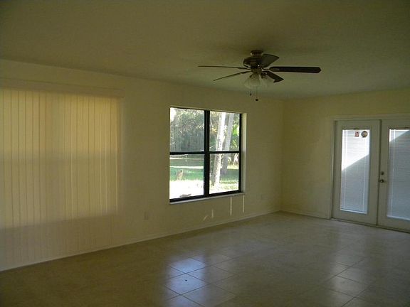 5th image of 7602 Fort Walton Ave