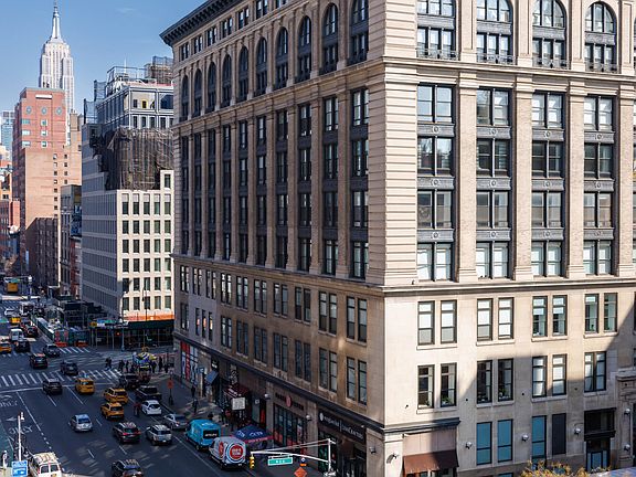 5th image of 101 W 12th St APT 9O