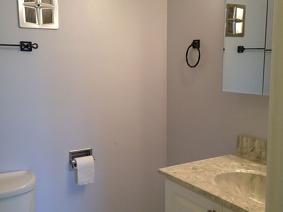 5th image of 2410 N Kennicott Dr APT 2A