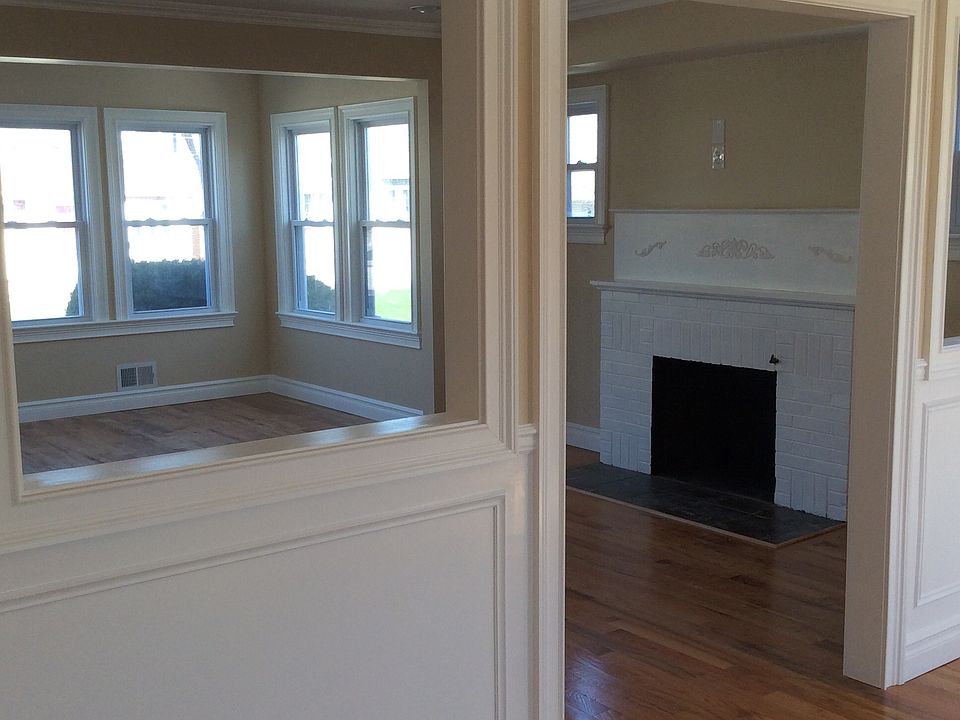 1st image of 26 Vincent Ave