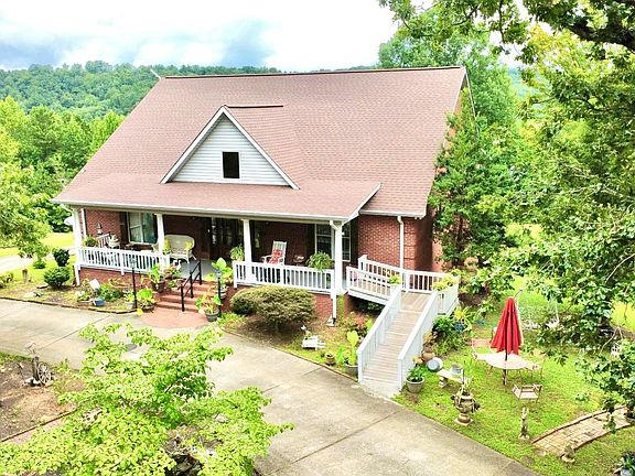 3rd image of 624 County Road 39