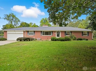 3330 Fair Oaks Dr, Dayton, OH 45434