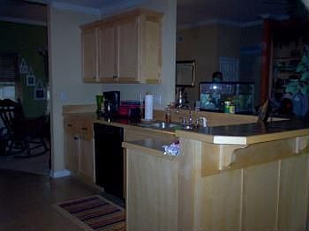 3rd image of 1022 E Norristown Cir