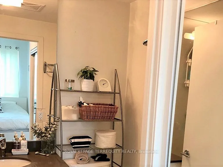 69 Lynn Williams St #206 — Photo 16
