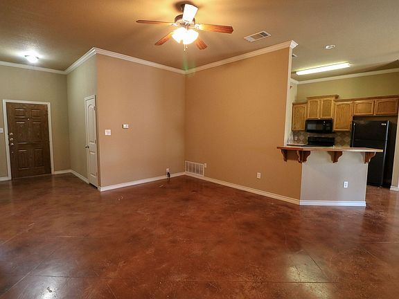 3rd image of 3121 Breton St #3117