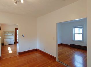 11 Hinckley St #1, Somerville, MA 02145