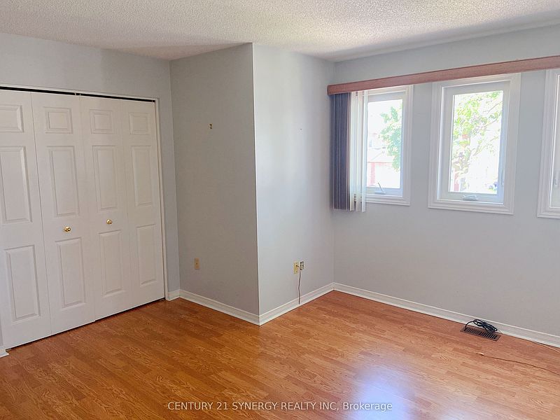 Ottawa House for rent - 3 Bedrooms — photo 15