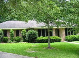 217 Wildwood Trce, Hattiesburg, MS 39402