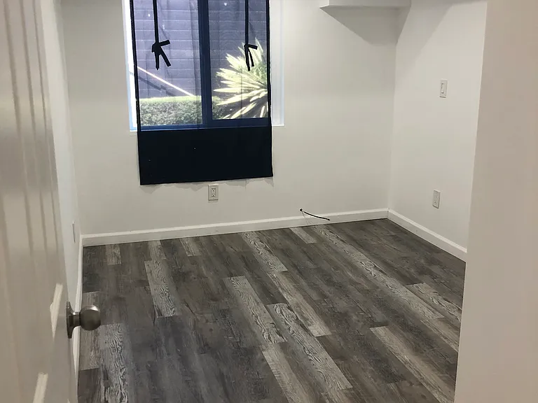 5545 Atlantic Ave #A — Photo 16