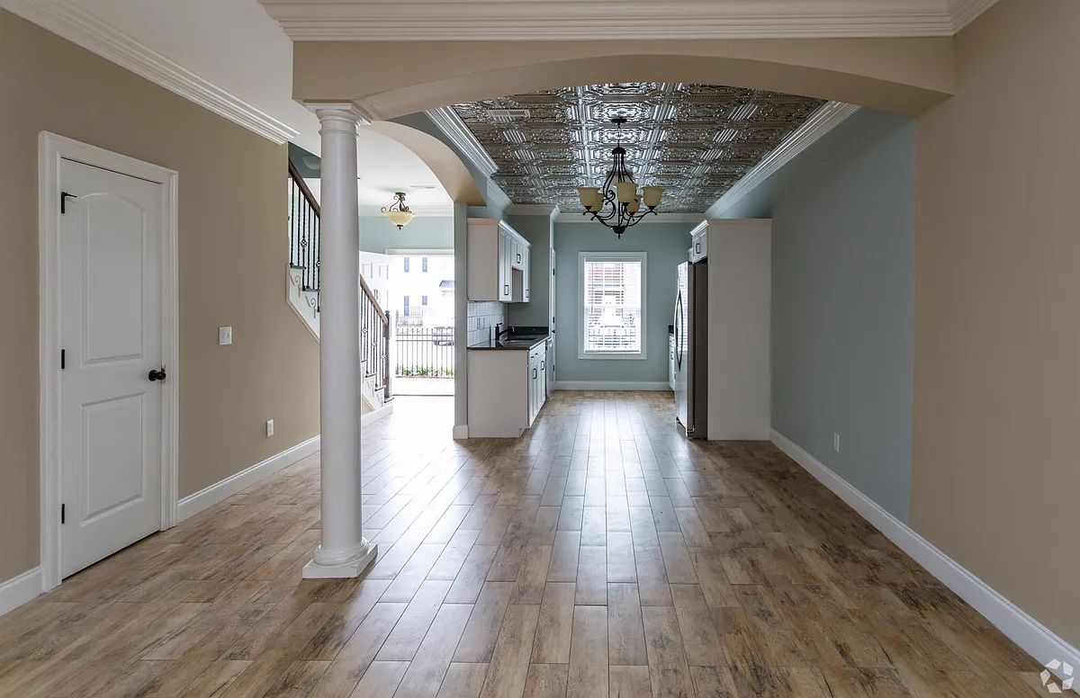 Building Photo - 1188B Waxwing Dr